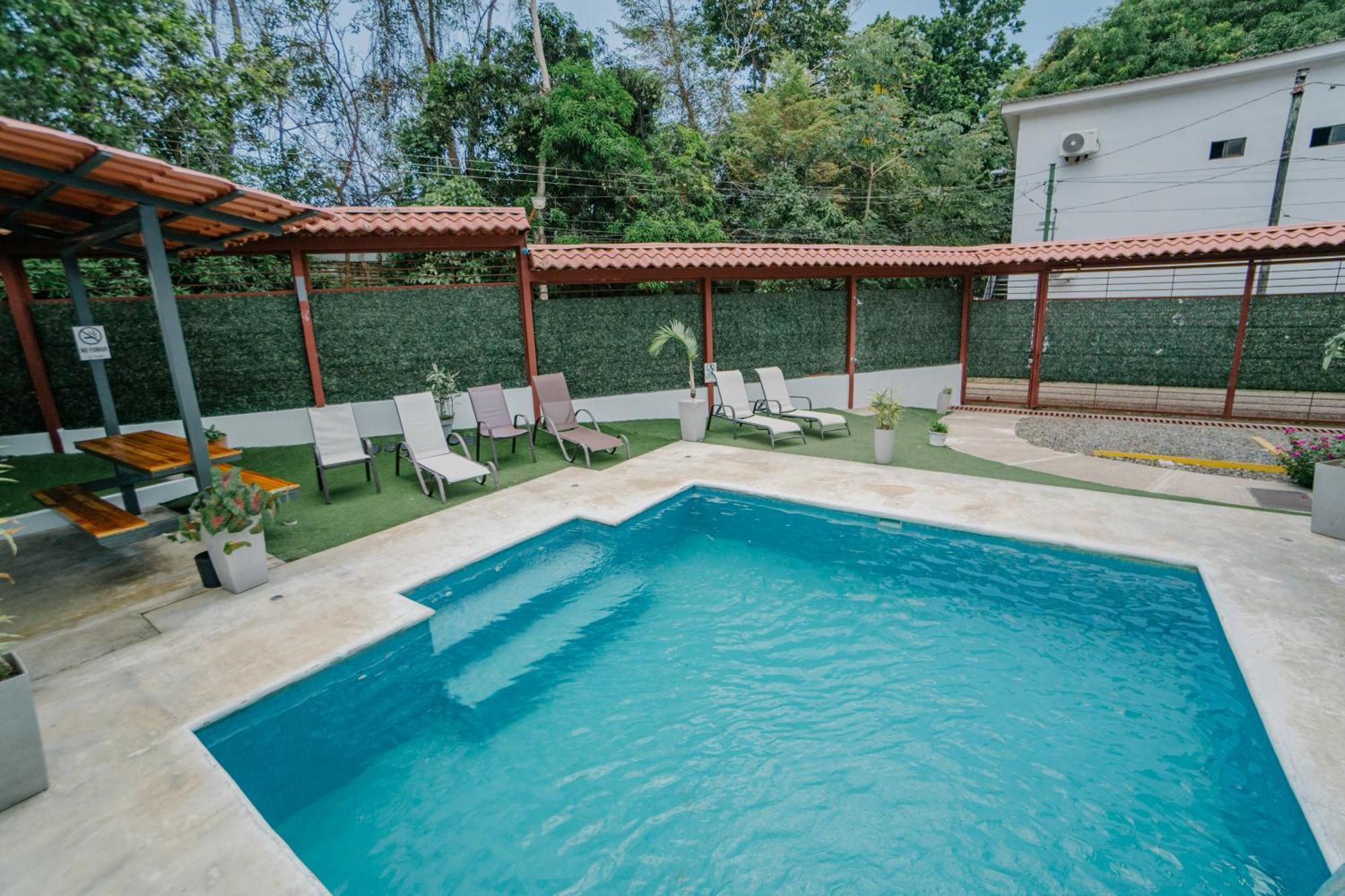 Apartamentos Ganesha Jacó Exterior foto