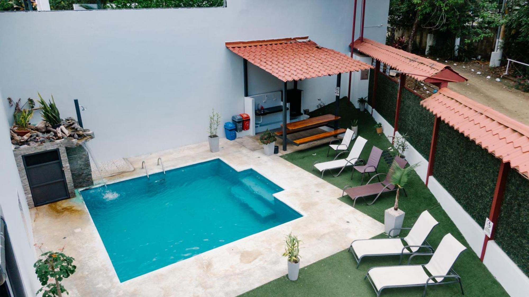 Apartamentos Ganesha Jacó Exterior foto
