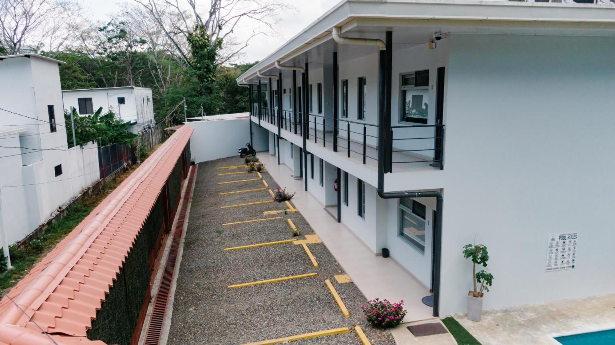 Apartamentos Ganesha Jacó Exterior foto